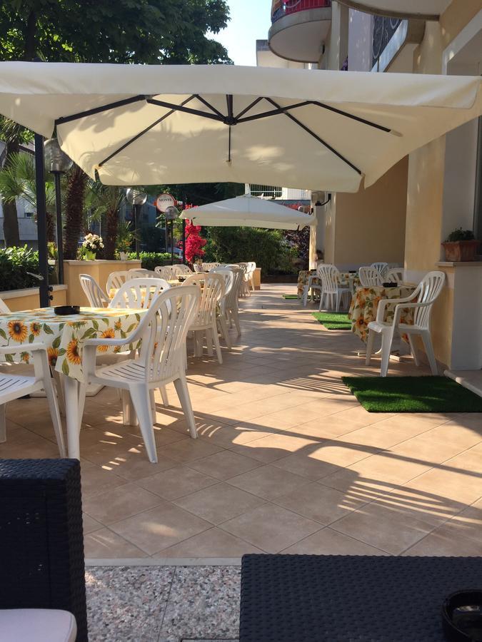 Hotel Monti 리치오네 외부 사진