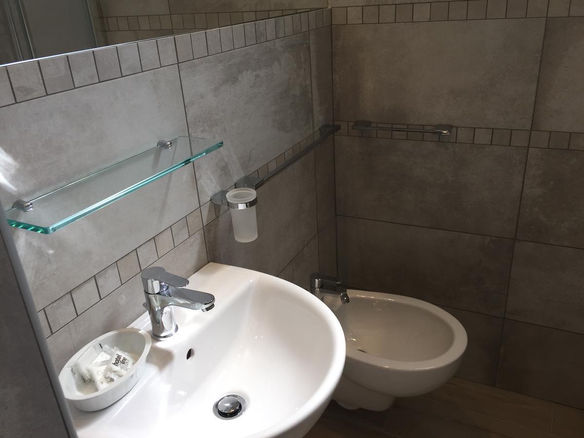 Hotel Monti 리치오네 외부 사진
