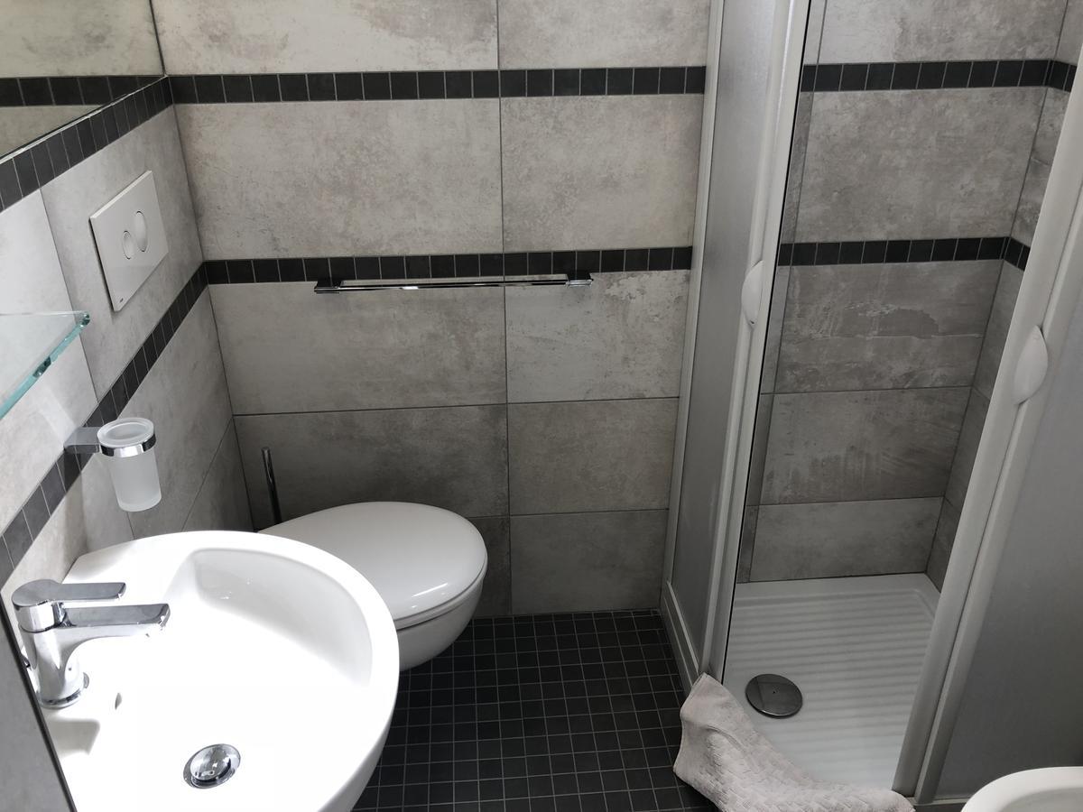 Hotel Monti 리치오네 외부 사진