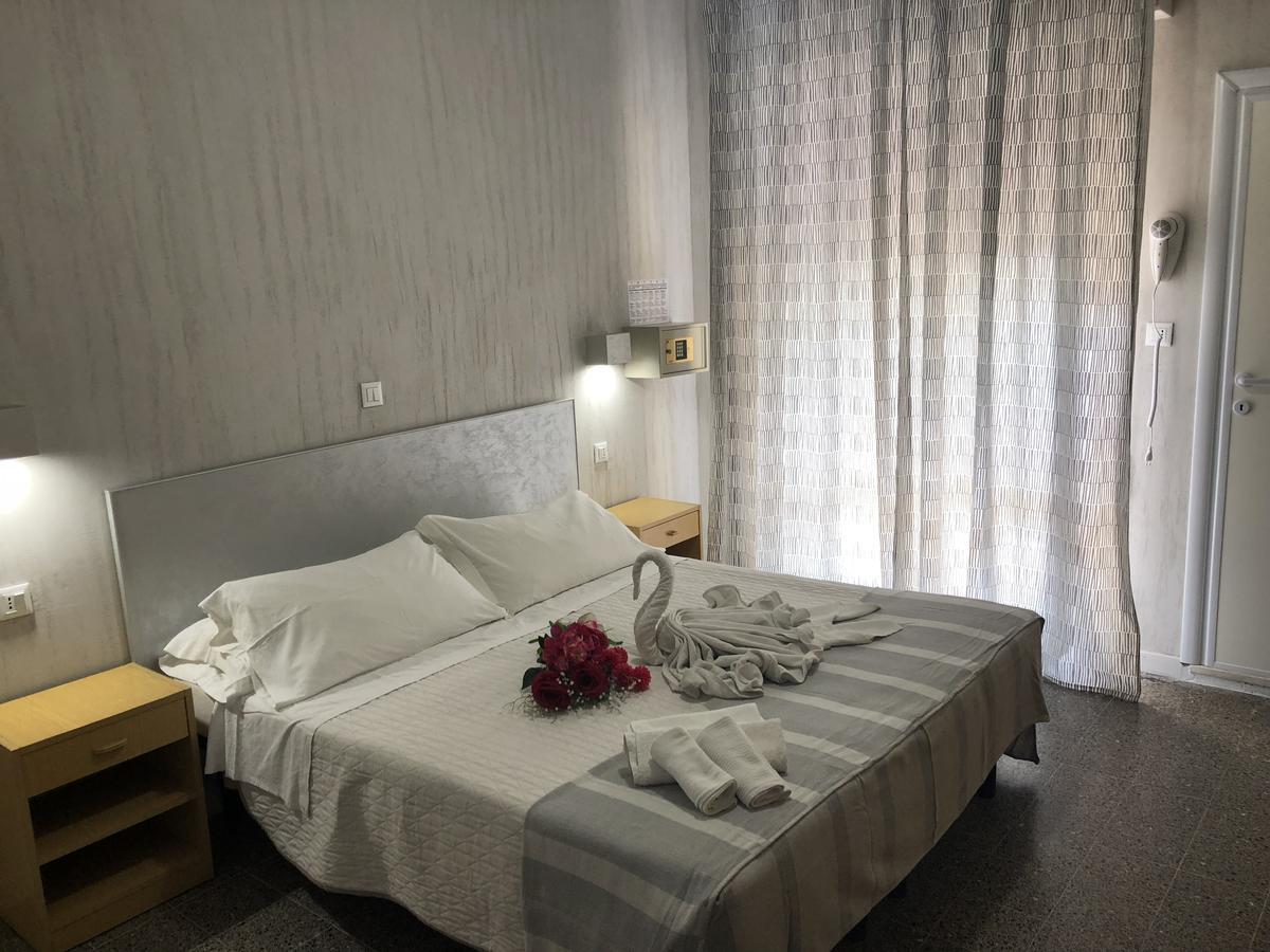 Hotel Monti 리치오네 외부 사진